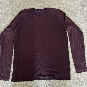 Lululemon men’s longsleeve